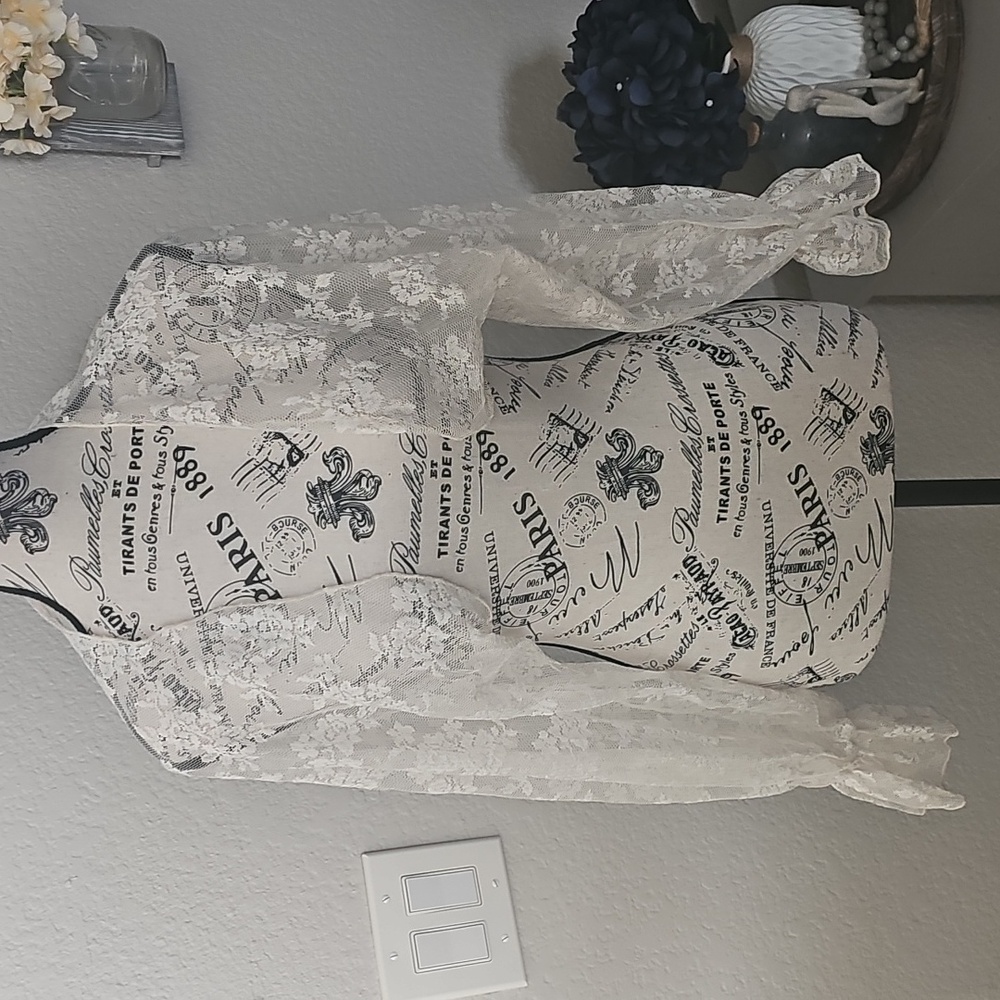 Friful Elegant Lace Shawl